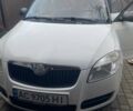 Белый Шкода Фабия, объемом двигателя 1.2 л и пробегом 114 тыс. км за 4500 $, фото 1 на Automoto.ua