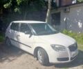 Белый Шкода Фабия, объемом двигателя 1.2 л и пробегом 225 тыс. км за 4000 $, фото 8 на Automoto.ua