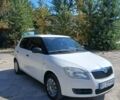 Белый Шкода Фабия, объемом двигателя 1.2 л и пробегом 198 тыс. км за 4100 $, фото 1 на Automoto.ua