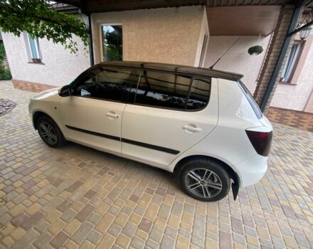 Белый Шкода Фабия, объемом двигателя 1.4 л и пробегом 193 тыс. км за 5000 $, фото 3 на Automoto.ua