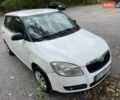 Белый Шкода Фабия, объемом двигателя 1.2 л и пробегом 228 тыс. км за 3200 $, фото 1 на Automoto.ua