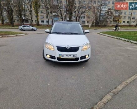 Белый Шкода Фабия, объемом двигателя 1.4 л и пробегом 193 тыс. км за 5700 $, фото 10 на Automoto.ua