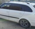 Белый Шкода Фабия, объемом двигателя 1.2 л и пробегом 250 тыс. км за 4500 $, фото 2 на Automoto.ua