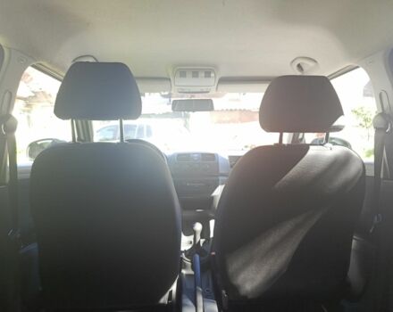 Белый Шкода Фабия, объемом двигателя 1.2 л и пробегом 225 тыс. км за 4000 $, фото 8 на Automoto.ua