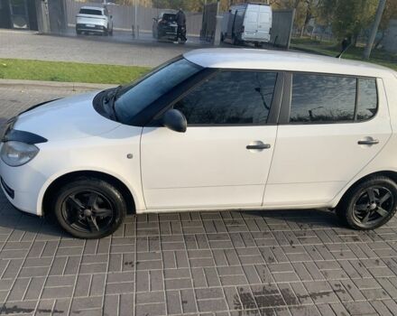 Білий Шкода Фабія, об'ємом двигуна 1.4 л та пробігом 220 тис. км за 4999 $, фото 1 на Automoto.ua