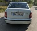 Белый Шкода Фабия, объемом двигателя 1.4 л и пробегом 207 тыс. км за 3500 $, фото 2 на Automoto.ua