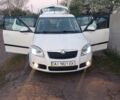 Белый Шкода Фабия, объемом двигателя 1.39 л и пробегом 278 тыс. км за 4600 $, фото 1 на Automoto.ua
