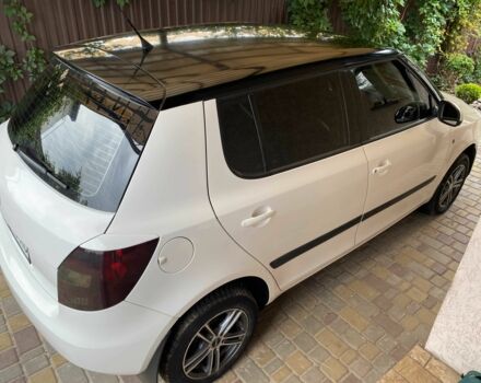 Белый Шкода Фабия, объемом двигателя 1.4 л и пробегом 193 тыс. км за 5000 $, фото 4 на Automoto.ua