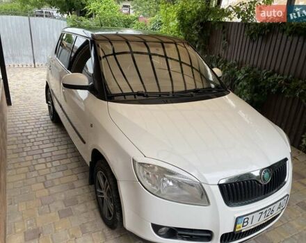 Білий Шкода Фабія, об'ємом двигуна 1.39 л та пробігом 193 тис. км за 5000 $, фото 5 на Automoto.ua
