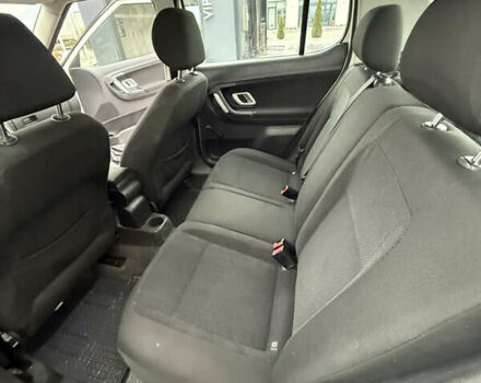 Білий Шкода Фабія, об'ємом двигуна 1.6 л та пробігом 244 тис. км за 5700 $, фото 6 на Automoto.ua