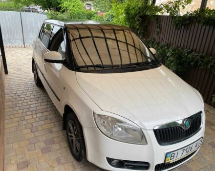 Белый Шкода Фабия, объемом двигателя 1.4 л и пробегом 193 тыс. км за 5000 $, фото 7 на Automoto.ua