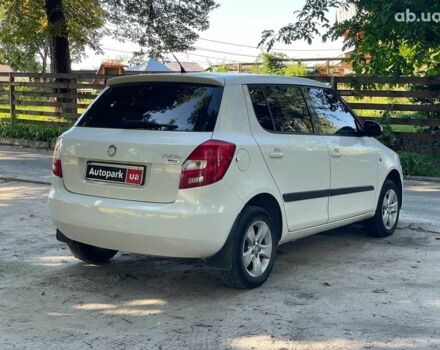 Белый Шкода Фабия, объемом двигателя 1.4 л и пробегом 262 тыс. км за 4740 $, фото 6 на Automoto.ua