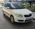 Белый Шкода Фабия, объемом двигателя 1.42 л и пробегом 220 тыс. км за 4700 $, фото 8 на Automoto.ua