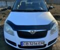 Белый Шкода Фабия, объемом двигателя 1.2 л и пробегом 255 тыс. км за 4200 $, фото 3 на Automoto.ua