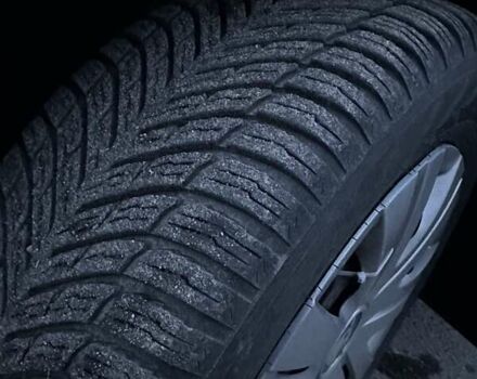 Білий Шкода Фабія, об'ємом двигуна 1.39 л та пробігом 231 тис. км за 4800 $, фото 12 на Automoto.ua