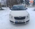 Белый Шкода Фабия, объемом двигателя 1.2 л и пробегом 290 тыс. км за 3300 $, фото 2 на Automoto.ua