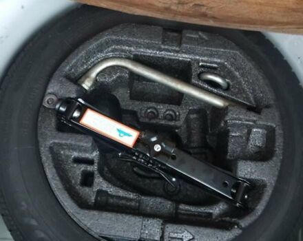 Білий Шкода Фабія, об'ємом двигуна 1.42 л та пробігом 274 тис. км за 3900 $, фото 11 на Automoto.ua