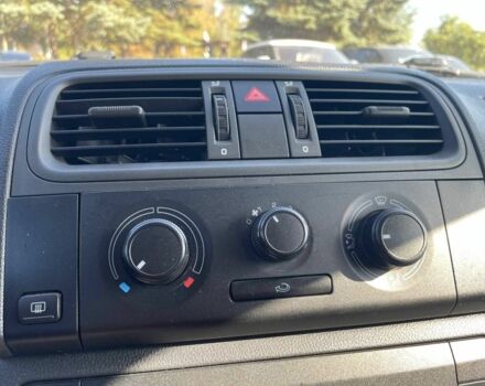 Білий Шкода Фабія, об'ємом двигуна 1.2 л та пробігом 226 тис. км за 4100 $, фото 8 на Automoto.ua