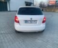 Белый Шкода Фабия, объемом двигателя 1.2 л и пробегом 215 тыс. км за 4500 $, фото 1 на Automoto.ua