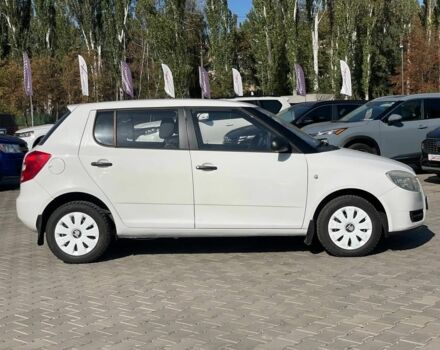 Білий Шкода Фабія, об'ємом двигуна 1.2 л та пробігом 226 тис. км за 4100 $, фото 6 на Automoto.ua