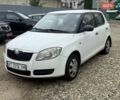 Белый Шкода Фабия, объемом двигателя 1.2 л и пробегом 240 тыс. км за 2999 $, фото 1 на Automoto.ua