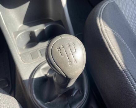 Білий Шкода Фабія, об'ємом двигуна 1.2 л та пробігом 226 тис. км за 4100 $, фото 11 на Automoto.ua