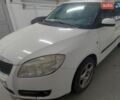 Белый Шкода Фабия, объемом двигателя 1.6 л и пробегом 146 тыс. км за 5900 $, фото 1 на Automoto.ua