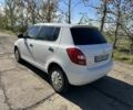 Белый Шкода Фабия, объемом двигателя 1.2 л и пробегом 210 тыс. км за 4300 $, фото 3 на Automoto.ua