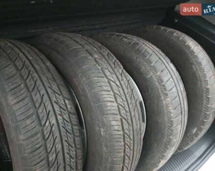 Білий Шкода Фабія, об'ємом двигуна 1.42 л та пробігом 274 тис. км за 3900 $, фото 12 на Automoto.ua