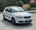 Белый Шкода Фабия, объемом двигателя 1.2 л и пробегом 192 тыс. км за 3799 $, фото 1 на Automoto.ua