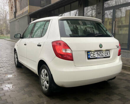 Белый Шкода Фабия, объемом двигателя 1.42 л и пробегом 349 тыс. км за 4600 $, фото 3 на Automoto.ua