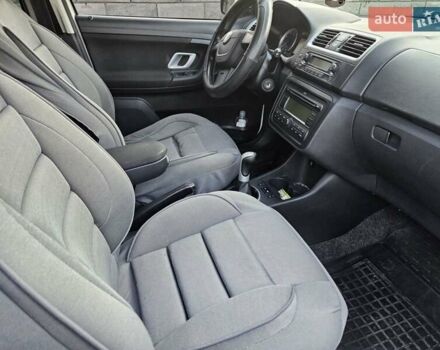 Белый Шкода Фабия, объемом двигателя 1.6 л и пробегом 198 тыс. км за 5200 $, фото 47 на Automoto.ua