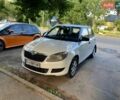 Белый Шкода Фабия, объемом двигателя 1.2 л и пробегом 221 тыс. км за 3500 $, фото 1 на Automoto.ua