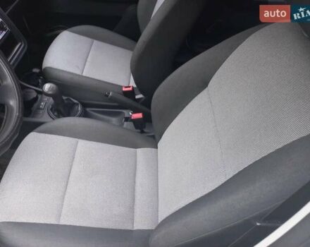 Белый Шкода Фабия, объемом двигателя 1.2 л и пробегом 48 тыс. км за 5000 $, фото 4 на Automoto.ua