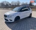 Белый Шкода Фабия, объемом двигателя 1.4 л и пробегом 217 тыс. км за 8200 $, фото 1 на Automoto.ua