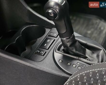 Белый Шкода Фабия, объемом двигателя 1.39 л и пробегом 213 тыс. км за 7250 $, фото 11 на Automoto.ua