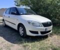 Белый Шкода Фабия, объемом двигателя 1.4 л и пробегом 143 тыс. км за 5817 $, фото 1 на Automoto.ua
