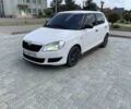 Белый Шкода Фабия, объемом двигателя 1.6 л и пробегом 194 тыс. км за 5250 $, фото 1 на Automoto.ua