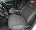 Белый Шкода Фабия, объемом двигателя 1.39 л и пробегом 213 тыс. км за 7250 $, фото 13 на Automoto.ua