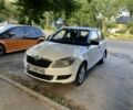 Белый Шкода Фабия, объемом двигателя 1.2 л и пробегом 221 тыс. км за 3500 $, фото 1 на Automoto.ua