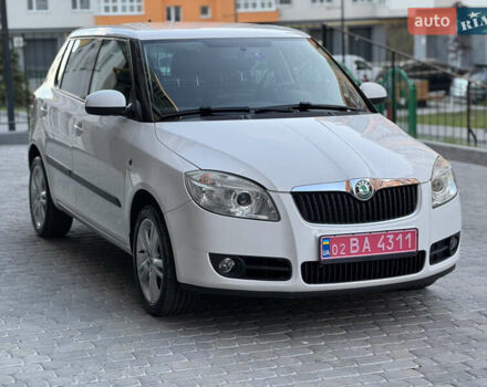 Білий Шкода Фабія, об'ємом двигуна 1.6 л та пробігом 218 тис. км за 6800 $, фото 7 на Automoto.ua