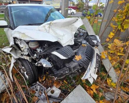 Білий Шкода Фабія, об'ємом двигуна 1.2 л та пробігом 209 тис. км за 2500 $, фото 1 на Automoto.ua