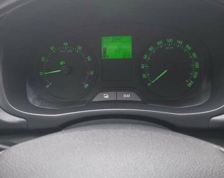 Белый Шкода Фабия, объемом двигателя 1.2 л и пробегом 48 тыс. км за 5000 $, фото 1 на Automoto.ua