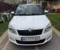 Белый Шкода Фабия, объемом двигателя 1.6 л и пробегом 165 тыс. км за 5500 $, фото 1 на Automoto.ua
