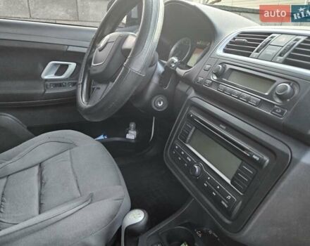 Белый Шкода Фабия, объемом двигателя 1.6 л и пробегом 198 тыс. км за 5200 $, фото 46 на Automoto.ua