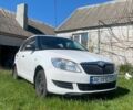 Белый Шкода Фабия, объемом двигателя 1.2 л и пробегом 125 тыс. км за 4400 $, фото 1 на Automoto.ua