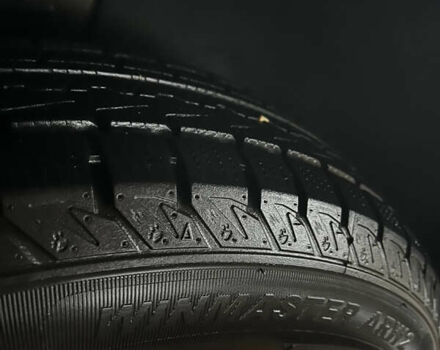 Белый Шкода Фабия, объемом двигателя 1.39 л и пробегом 141 тыс. км за 5400 $, фото 13 на Automoto.ua