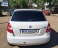 Белый Шкода Фабия, объемом двигателя 1.6 л и пробегом 224 тыс. км за 4800 $, фото 2 на Automoto.ua