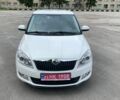 Белый Шкода Фабия, объемом двигателя 1.2 л и пробегом 209 тыс. км за 6500 $, фото 1 на Automoto.ua