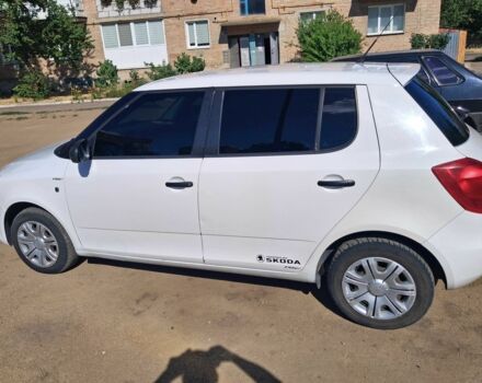 Белый Шкода Фабия, объемом двигателя 1.6 л и пробегом 224 тыс. км за 4800 $, фото 3 на Automoto.ua